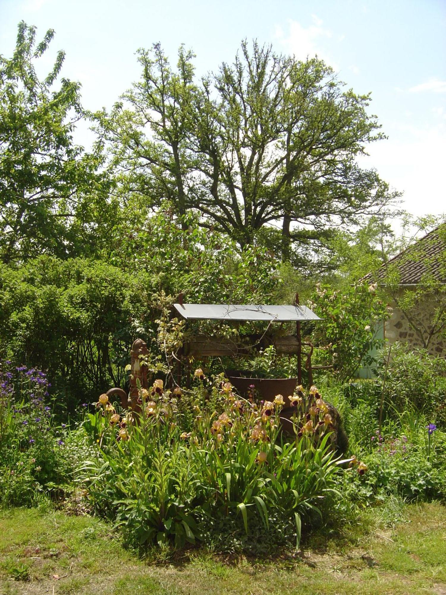 Les Trois Chenes Bed & Breakfast Videix Dış mekan fotoğraf