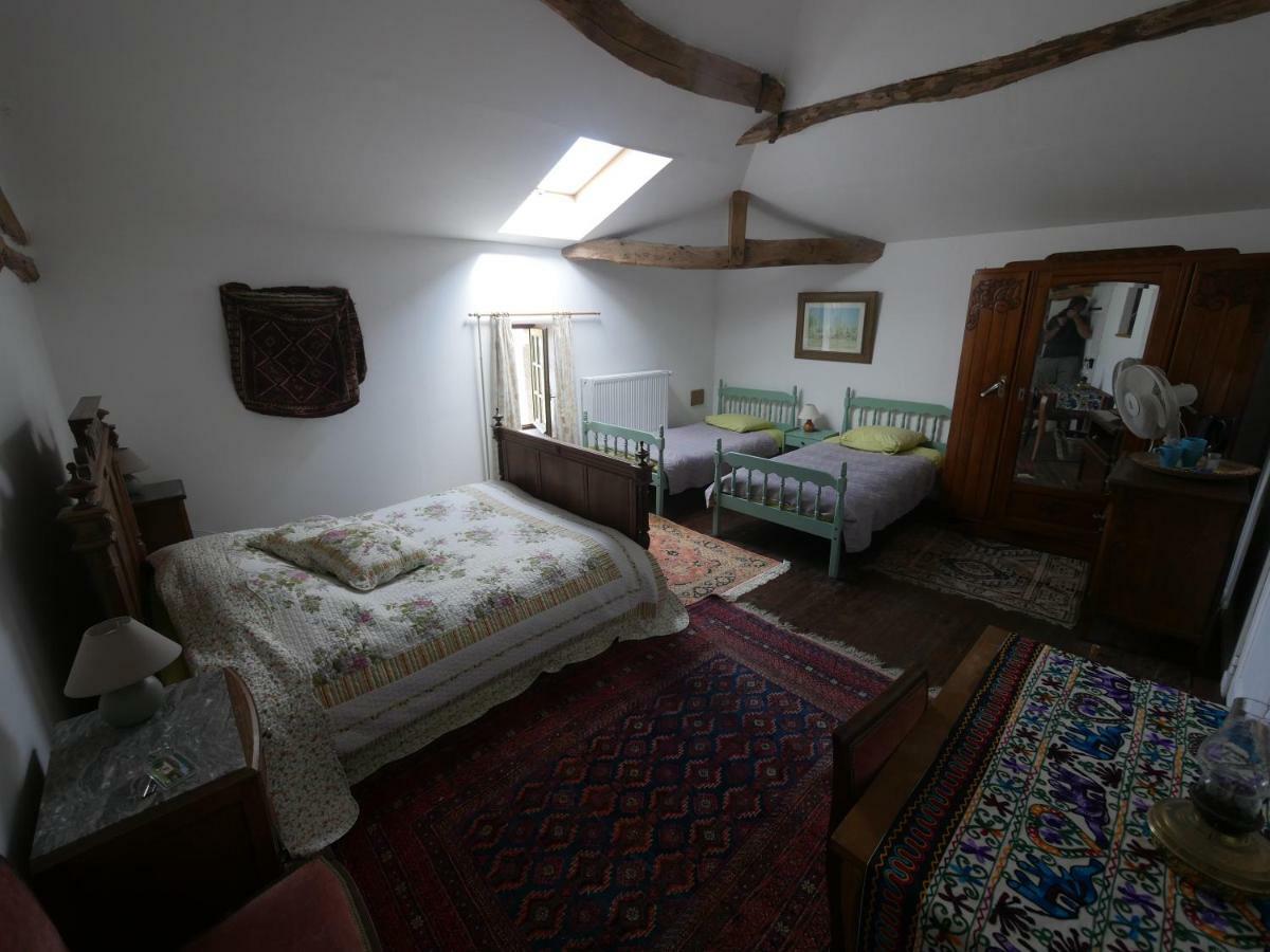 Les Trois Chenes Bed & Breakfast Videix Dış mekan fotoğraf