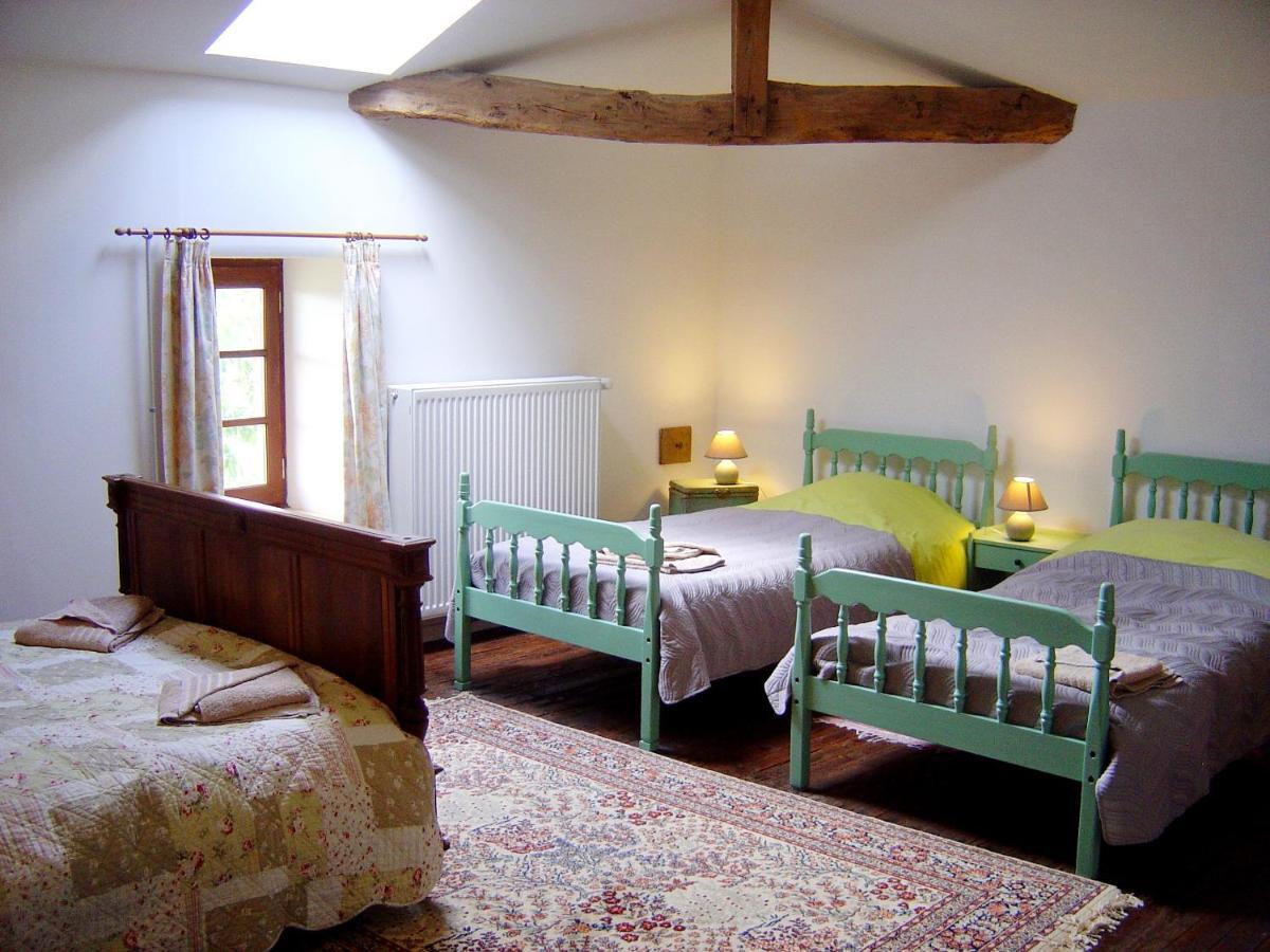 Les Trois Chenes Bed & Breakfast Videix Oda fotoğraf